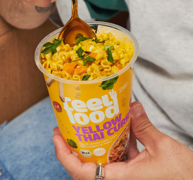 Yellow Thai Curry Becher Yellow Thai Curry Becher